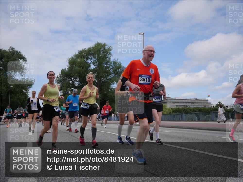 29.06.2025 - hella hamburg halbmarathon Luisa Fischer http://msf.ph/oto/8481924 29.06.2025 11:22:35 Kennedybrücke 9190, 929, 16275, 9290, 3354, 85, 3519, 5321, 2800, 3354, 3374, 3381, 3519, 3800, 3908, 3909, 5321, 5434, 6236, 7208, 8516, 9189, 9190, 9290, 9293, 9625, 9637, 10399 meine-sportfotos.de