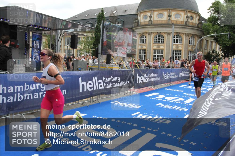 29.06.2025 - hella hamburg halbmarathon Michael Strokosch http://msf.ph/oto/8482019 29.06.2025 10:42:04 Ziel 5690, 6593, 7363, 8694, 11417, 12292, 13196, 15846, 16507, 17864, 17926, 18920, 19046 meine-sportfotos.de