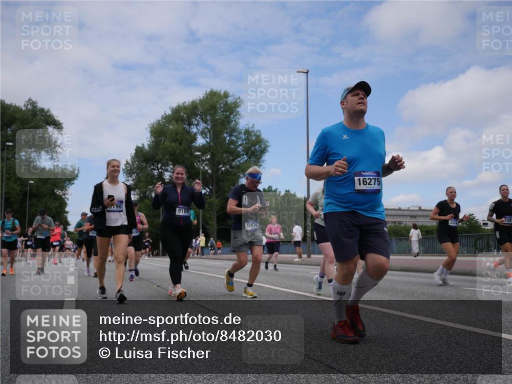 29.06.2025 - hella hamburg halbmarathon Luisa Fischer http://msf.ph/oto/8482030 29.06.2025 11:22:38 Kennedybrücke 190, 9189, 5434, 16275, 3374, 338, 3150, 3354, 3374, 3381, 3519, 3800, 5321, 5434, 7208, 8444, 8445, 8516, 8658, 9189, 9190, 9290, 9293, 9625, 9637, 9671, 10399 meine-sportfotos.de