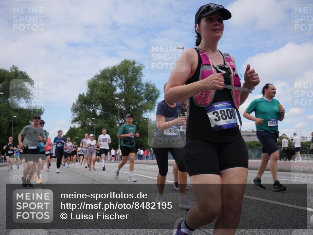 29.06.2025 - hella hamburg halbmarathon Luisa Fischer http://msf.ph/oto/8482195 29.06.2025 11:22:42 Kennedybrücke 96, 18605, 3800, 9637, 2462, 2682, 2687, 3150, 3354, 3374, 3381, 3800, 4861, 5434, 8444, 8445, 8658, 9189, 9190, 9625, 9637, 9671, 10284, 10399 meine-sportfotos.de