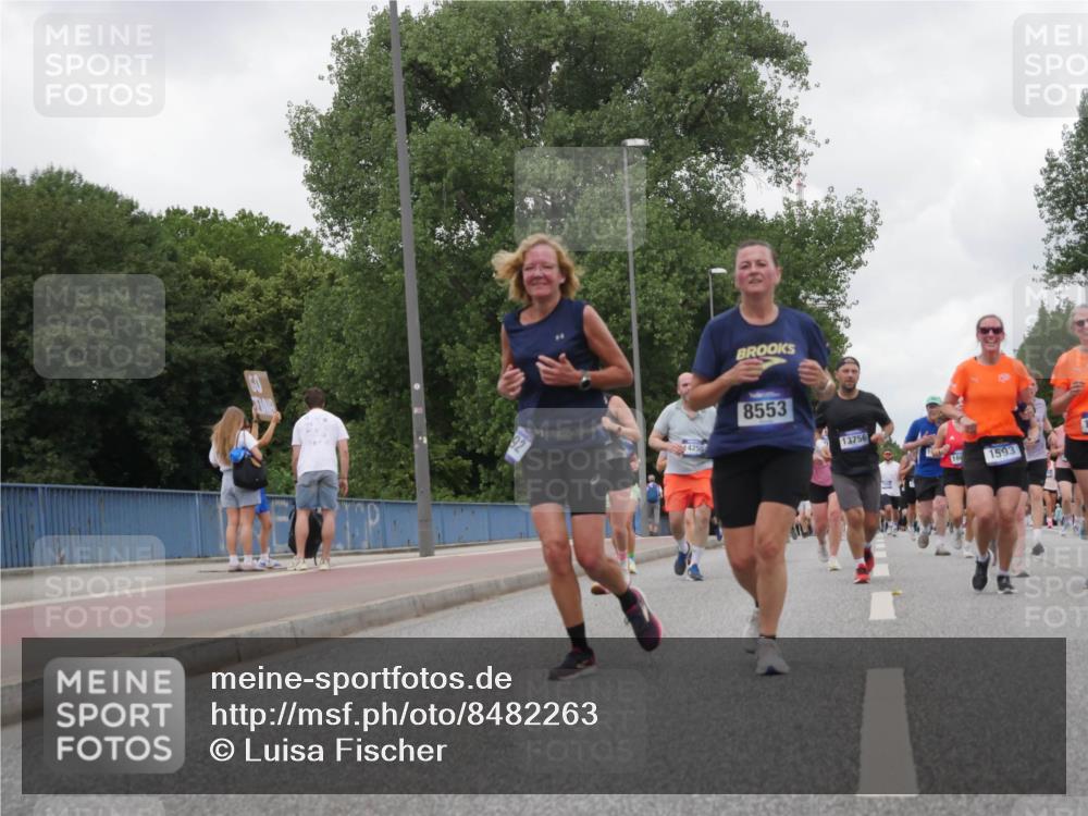 29.06.2025 - hella hamburg halbmarathon Luisa Fischer http://msf.ph/oto/8482263 29.06.2025 10:50:39 Kennedybrücke 4250, 8553, 13756, 16, 1593, 1555, 1593, 2500, 2981, 4342, 5700, 5895, 9092, 9743, 10511 meine-sportfotos.de