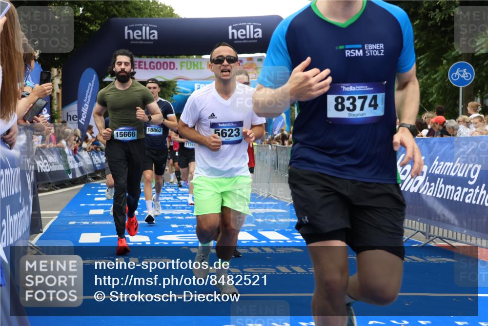 29.06.2025 - hella hamburg halbmarathon Strokosch-Dieckow http://msf.ph/oto/8482521 29.06.2025 10:45:34 Ziel 2138, 2415, 5623, 6071, 6711, 6831, 8374, 8668, 11291, 11495, 12154, 14062, 14764, 15666, 16725, 17674, 18862, 18878 meine-sportfotos.de