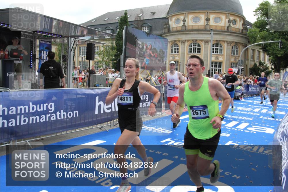 29.06.2025 - hella hamburg halbmarathon Michael Strokosch http://msf.ph/oto/8482837 29.06.2025 10:42:24 Ziel 1256, 1312, 1903, 2675, 3523, 6639, 6770, 7693, 7865, 11907, 13746, 13807, 14226, 14811, 15095, 15175, 15270, 15654, 16281, 16660, 18330 meine-sportfotos.de