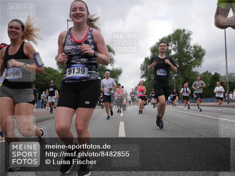 29.06.2025 - hella hamburg halbmarathon Luisa Fischer http://msf.ph/oto/8482855 29.06.2025 10:50:55 Kennedybrücke 9050, 9139, 19062, 1185, 6496, 15688, 12432, 1073, 1618, 2211, 2320, 2491, 7240, 8105, 8158, 9758 meine-sportfotos.de