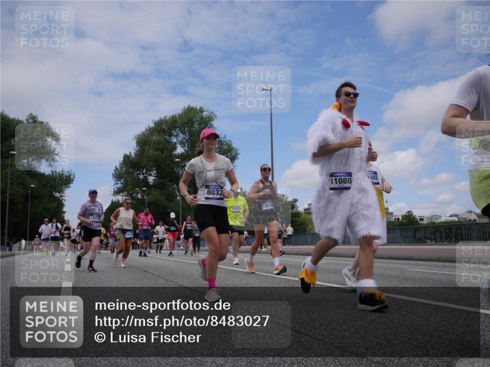 29.06.2025 - hella hamburg halbmarathon Luisa Fischer http://msf.ph/oto/8483027 29.06.2025 11:23:08 Kennedybrücke 16774, 1906, 8032, 8081, 16518, 11080, 1082, 2326, 3217, 3971, 4055, 4515, 5488, 5792, 6262, 6263, 6789, 7183, 7184, 7311, 8032, 8081, 8507, 9046, 9053, 9919 meine-sportfotos.de