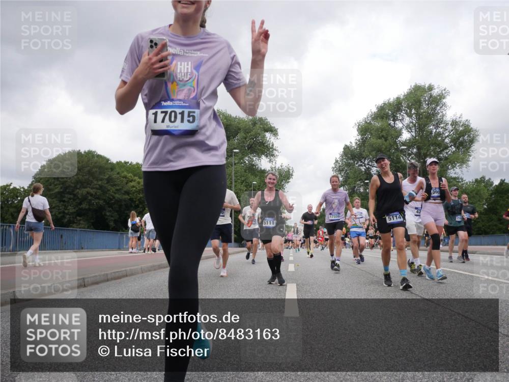 29.06.2025 - hella hamburg halbmarathon Luisa Fischer http://msf.ph/oto/8483163 29.06.2025 10:51:03 Kennedybrücke 17015, 17339, 5111, 5114, 42, 090, 174, 1073, 1430, 1523, 2163, 2320, 2407, 2491, 3679, 4239, 5796, 6255, 6256, 8105, 8158, 8270, 9356, 10658, 10777 meine-sportfotos.de