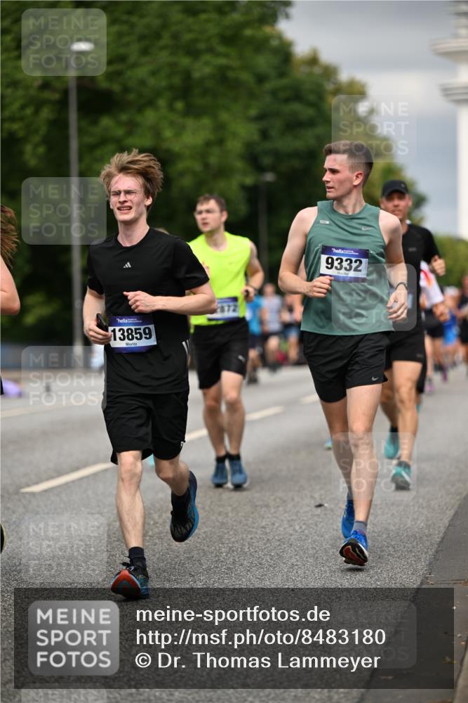 29.06.2025 - hella hamburg halbmarathon Dr. Thomas Lammeyer http://msf.ph/oto/8483180 29.06.2025 10:20:42 Kennedybrücke 1240, 1244, 1599, 1602, 1825, 2347, 2912, 3023, 3030, 3088, 3134, 3156, 3176, 3484, 3648, 3687, 4478, 5036, 6024, 6742, 6935, 7257, 7358, 7360, 7376, 7753, 7792, 7924, 7928, 8263, 8317, 8597, 8619, 8645, 8707, 8847, 8857, 9091, 9208, 9332, 9492, 9628, 9664, 9676, 9891, 10076, 10165, 10391, 10575, 11236, 11335, 11344, 11345, 11410, 11428 meine-sportfotos.de