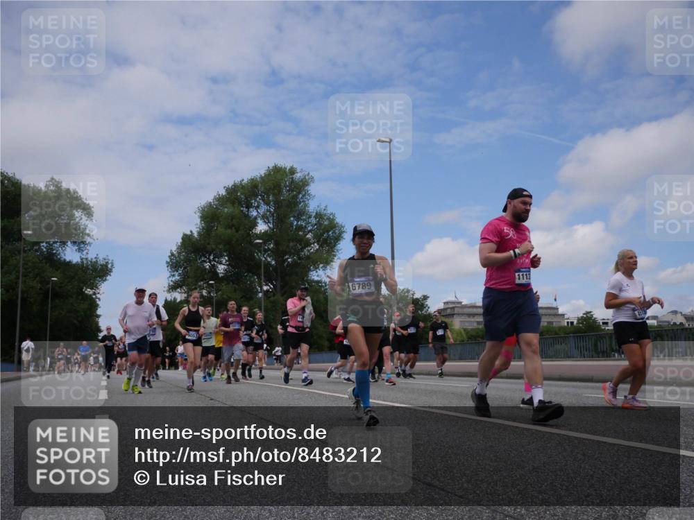 29.06.2025 - hella hamburg halbmarathon Luisa Fischer http://msf.ph/oto/8483212 29.06.2025 11:23:13 Kennedybrücke 16813, 58, 6789, 1113, 2947, 3217, 4515, 5792, 5958, 6262, 6263, 6789, 6960, 8080, 8081, 8507, 9046, 9053, 9266, 9919 meine-sportfotos.de