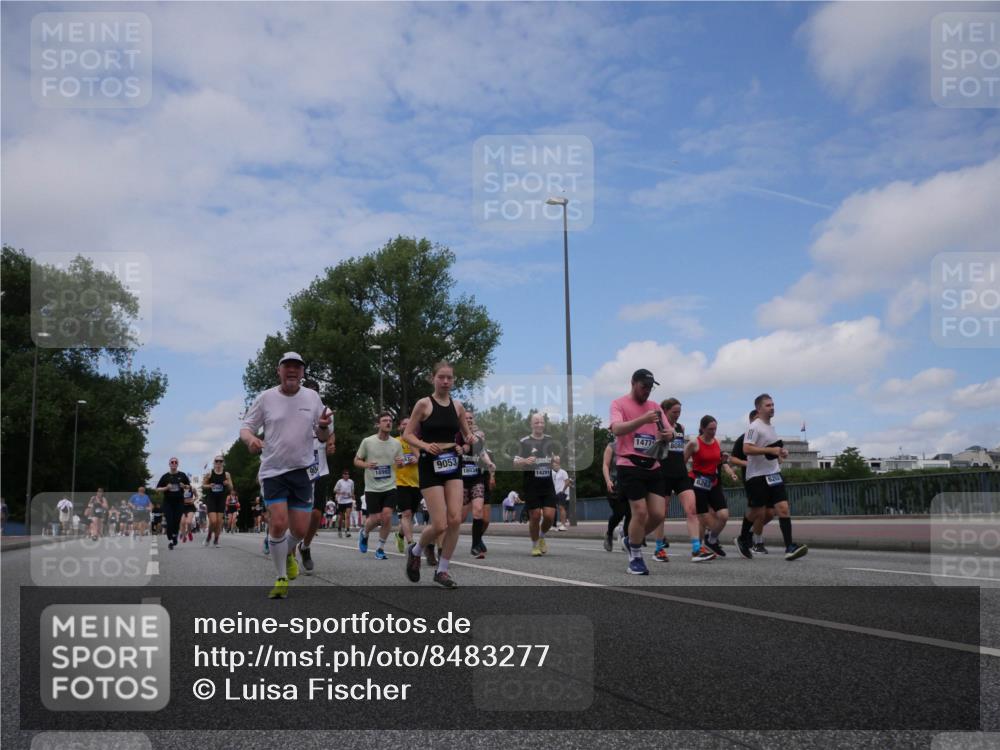 29.06.2025 - hella hamburg halbmarathon Luisa Fischer http://msf.ph/oto/8483277 29.06.2025 11:23:15 Kennedybrücke 18993, 9053, 18034, 14291, 1477, 8080, 6263, 6252, 2947, 3217, 4142, 4515, 5792, 5958, 6106, 6262, 6263, 6789, 6960, 7853, 8080, 8081, 8507, 9046, 9053, 9266, 9410, 9919 meine-sportfotos.de