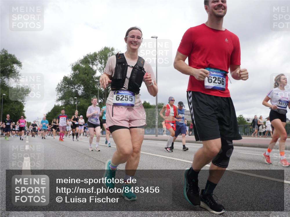 29.06.2025 - hella hamburg halbmarathon Luisa Fischer http://msf.ph/oto/8483456 29.06.2025 10:51:13 Kennedybrücke 11738, 6255, 882, 6256, 10777, 1434, 2163, 2195, 2407, 2418, 2882, 4974, 6255, 6256, 6879, 9018, 9356, 10075, 10777 meine-sportfotos.de