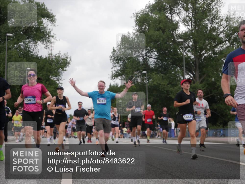 29.06.2025 - hella hamburg halbmarathon Luisa Fischer http://msf.ph/oto/8483622 29.06.2025 10:51:18 Kennedybrücke 15413, 9018, 14441, 9101, 1045, 1434, 2148, 2195, 2418, 2882, 2994, 3468, 4037, 4588, 4974, 6879, 9018, 10075 meine-sportfotos.de