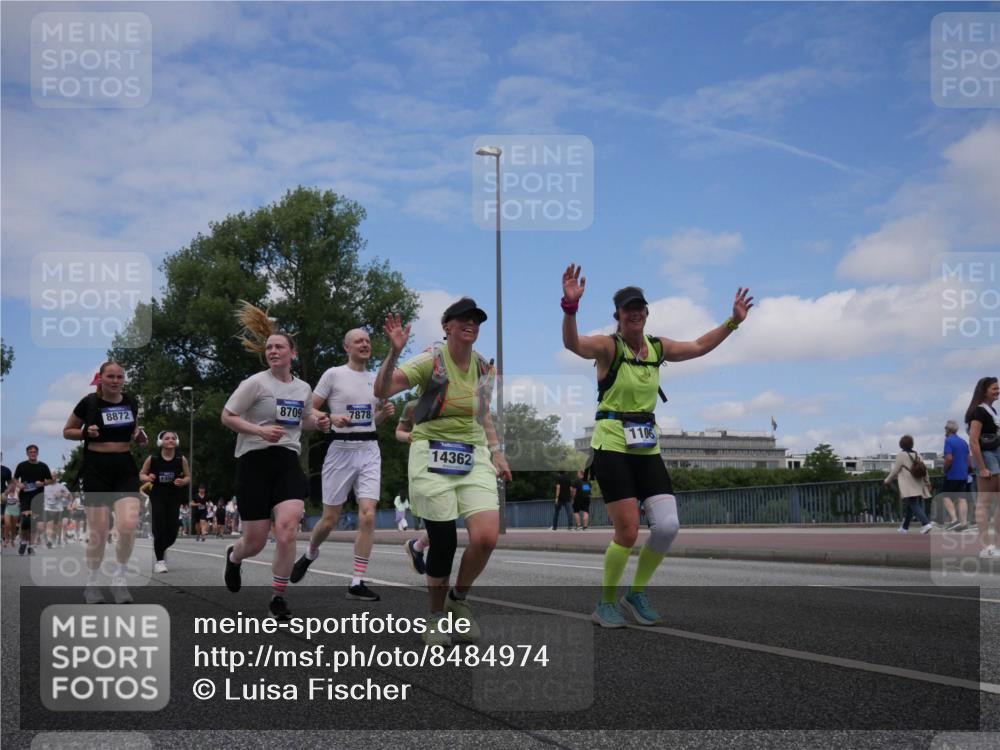 29.06.2025 - hella hamburg halbmarathon Luisa Fischer http://msf.ph/oto/8484974 29.06.2025 11:24:02 Kennedybrücke 8872, 1350, 8709, 7878, 14362, 1106, 1106, 3924, 4645, 7779, 7877, 7878, 8381, 8709, 8872, 10299 meine-sportfotos.de