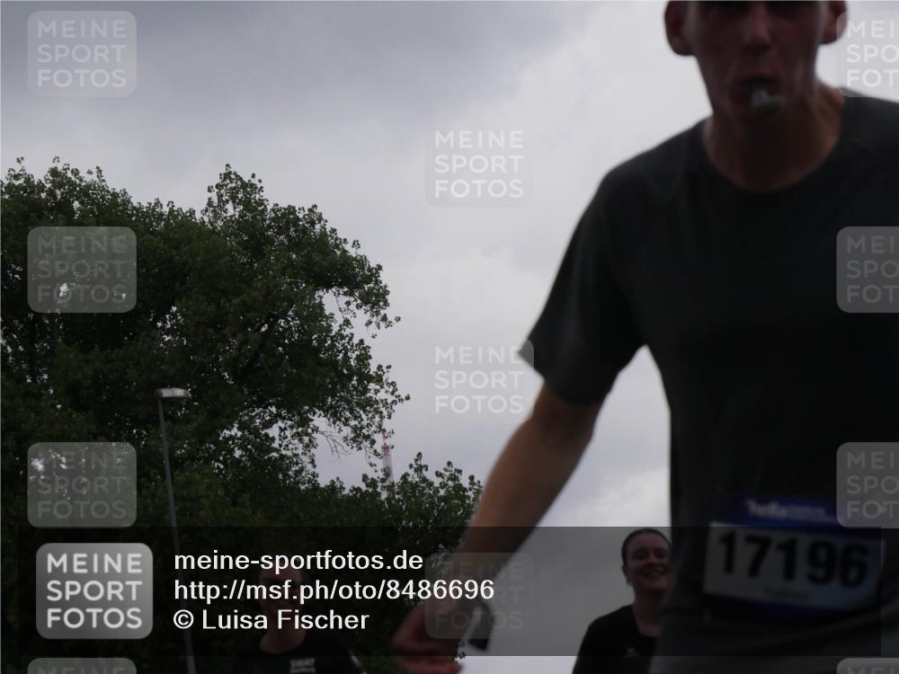 29.06.2025 - hella hamburg halbmarathon Luisa Fischer http://msf.ph/oto/8486696 29.06.2025 10:52:46 Kennedybrücke 17196, 1167, 1584, 2437, 2438, 2716, 3253, 4769, 5118, 5479, 5480, 7203, 7650, 7948, 8065, 10130, 10654 meine-sportfotos.de