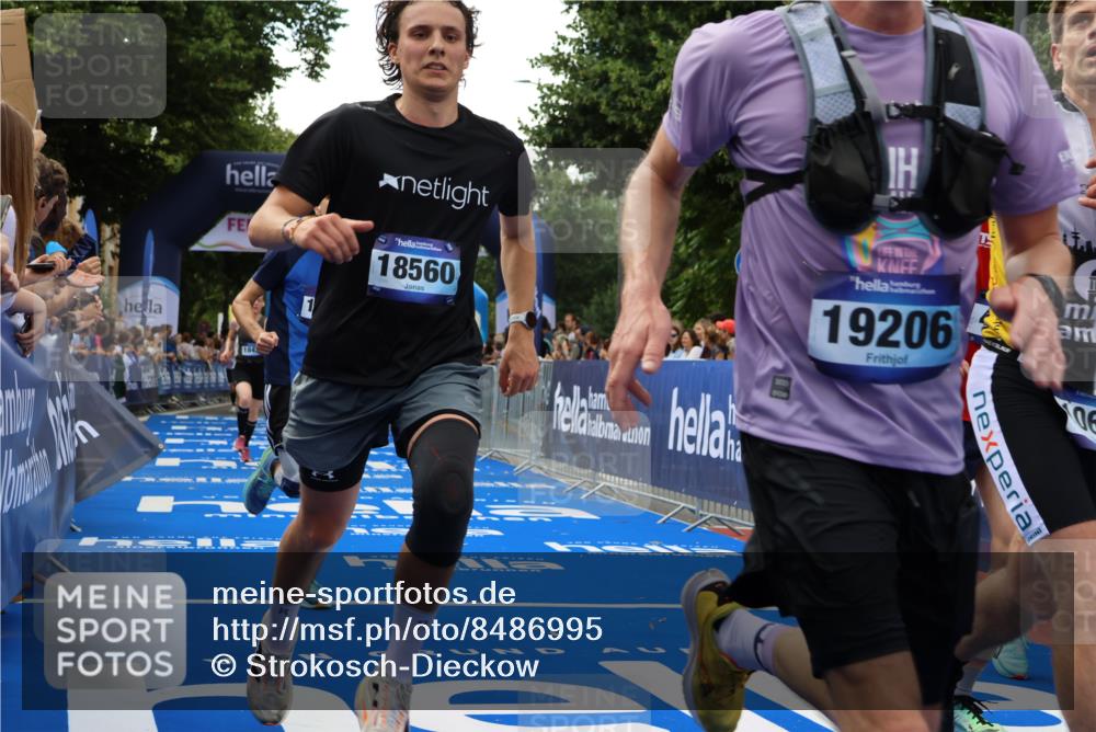 29.06.2025 - hella hamburg halbmarathon Strokosch-Dieckow http://msf.ph/oto/8486995 29.06.2025 10:44:39 Ziel 1468, 1782, 1941, 2365, 2402, 2970, 3305, 3785, 4270, 4991, 5476, 6490, 6495, 7710, 10669, 12711, 14351, 14798, 14816, 15185, 15233, 15862, 16224, 17251, 18107, 18437, 18464, 18539, 18560, 18868, 19206 meine-sportfotos.de