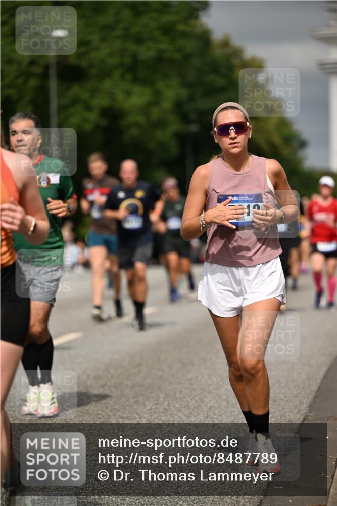 29.06.2025 - hella hamburg halbmarathon Dr. Thomas Lammeyer http://msf.ph/oto/8487789 29.06.2025 10:21:14 Kennedybrücke 1083, 1117, 1137, 1403, 2225, 2860, 2908, 3210, 3450, 3622, 5037, 5390, 5995, 6126, 6128, 6328, 6488, 6520, 6522, 6786, 6941, 6948, 7114, 7115, 7291, 7345, 8253, 8309, 8513, 8558, 8895, 8983, 9259, 9647, 9675, 10314, 10317, 10377, 10592, 10735 meine-sportfotos.de
