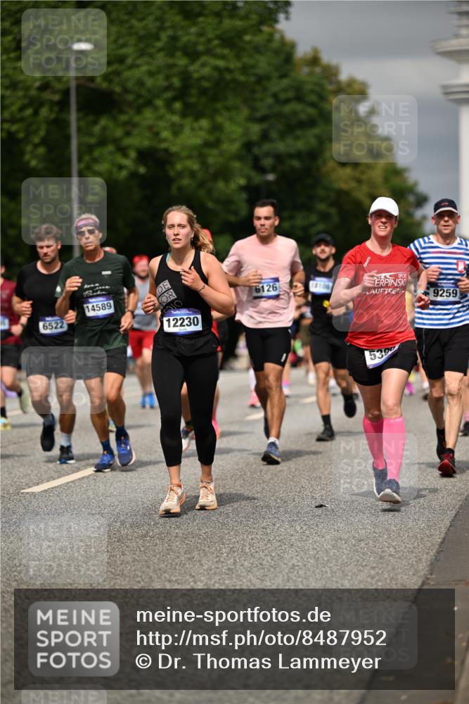 29.06.2025 - hella hamburg halbmarathon Dr. Thomas Lammeyer http://msf.ph/oto/8487952 29.06.2025 10:21:17 Kennedybrücke 1083, 1137, 1403, 2225, 2860, 2908, 3210, 3464, 3466, 3622, 5390, 5995, 6126, 6128, 6328, 6488, 6520, 6522, 6786, 6941, 6948, 7114, 7115, 7291, 7345, 8253, 8309, 8513, 8558, 8895, 8983, 9259, 9647, 10377, 10592, 10735 meine-sportfotos.de