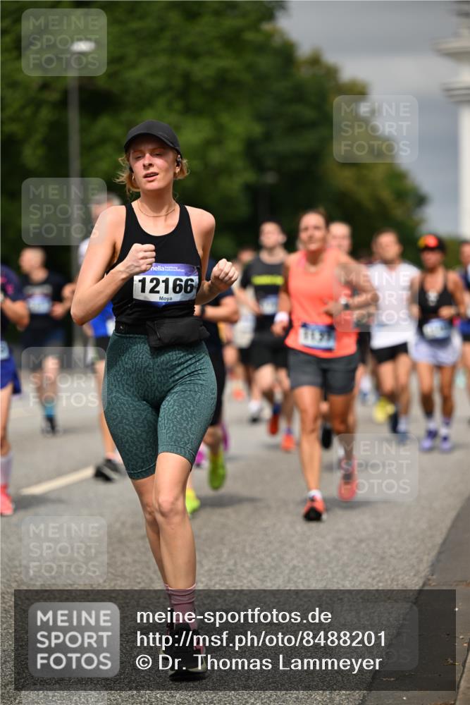 29.06.2025 - hella hamburg halbmarathon Dr. Thomas Lammeyer http://msf.ph/oto/8488201 29.06.2025 10:21:23 Kennedybrücke 1083, 1137, 1403, 1795, 2225, 2860, 2908, 3210, 3464, 3466, 3802, 3803, 4852, 5390, 5929, 5930, 5995, 6126, 6128, 6328, 6352, 6520, 6522, 6786, 6941, 7114, 7115, 7291, 7345, 7945, 8210, 8253, 8309, 8433, 8558, 8895, 8983, 9259, 9400, 9647, 9848, 10377, 10460, 10592, 10620, 10735 meine-sportfotos.de