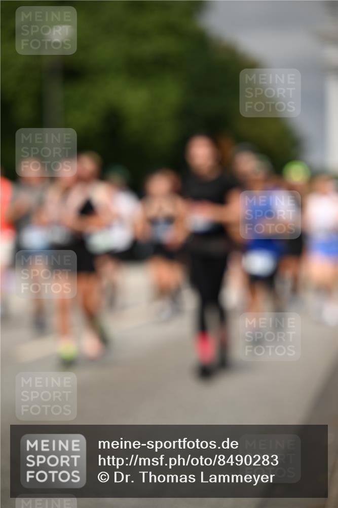 29.06.2025 - hella hamburg halbmarathon Dr. Thomas Lammeyer http://msf.ph/oto/8490283 29.06.2025 10:21:49 Kennedybrücke 1015, 1156, 1204, 1274, 1458, 1554, 1622, 1749, 1795, 2094, 2259, 2931, 3138, 3292, 3802, 3803, 4218, 4852, 5002, 5004, 5294, 5930, 6254, 6336, 6352, 7011, 7258, 7945, 8144, 8210, 8351, 8433, 8607, 9400, 9798, 9848, 10460, 10509, 10620, 10677, 11275, 11372 meine-sportfotos.de