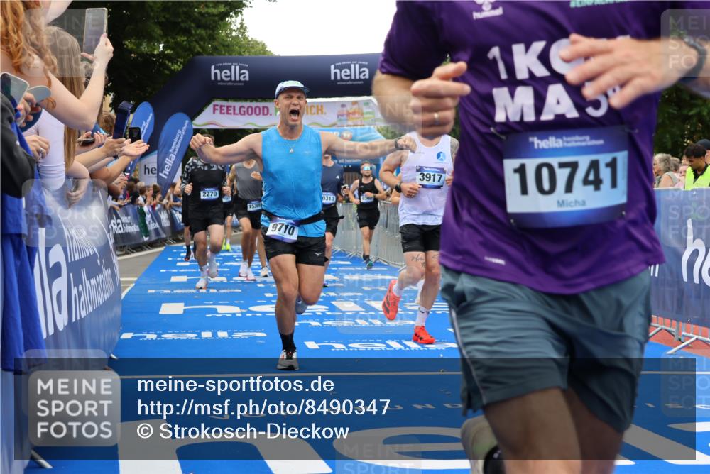 29.06.2025 - hella hamburg halbmarathon Strokosch-Dieckow http://msf.ph/oto/8490347 29.06.2025 10:45:05 Ziel 1171, 2270, 3917, 4997, 6266, 6375, 6575, 6819, 7087, 7709, 7843, 9302, 9710, 10313, 10741, 11688, 13919, 15334, 15365, 15651, 16058, 16685, 16689, 17120, 17381, 17544, 17960, 18346, 18718 meine-sportfotos.de