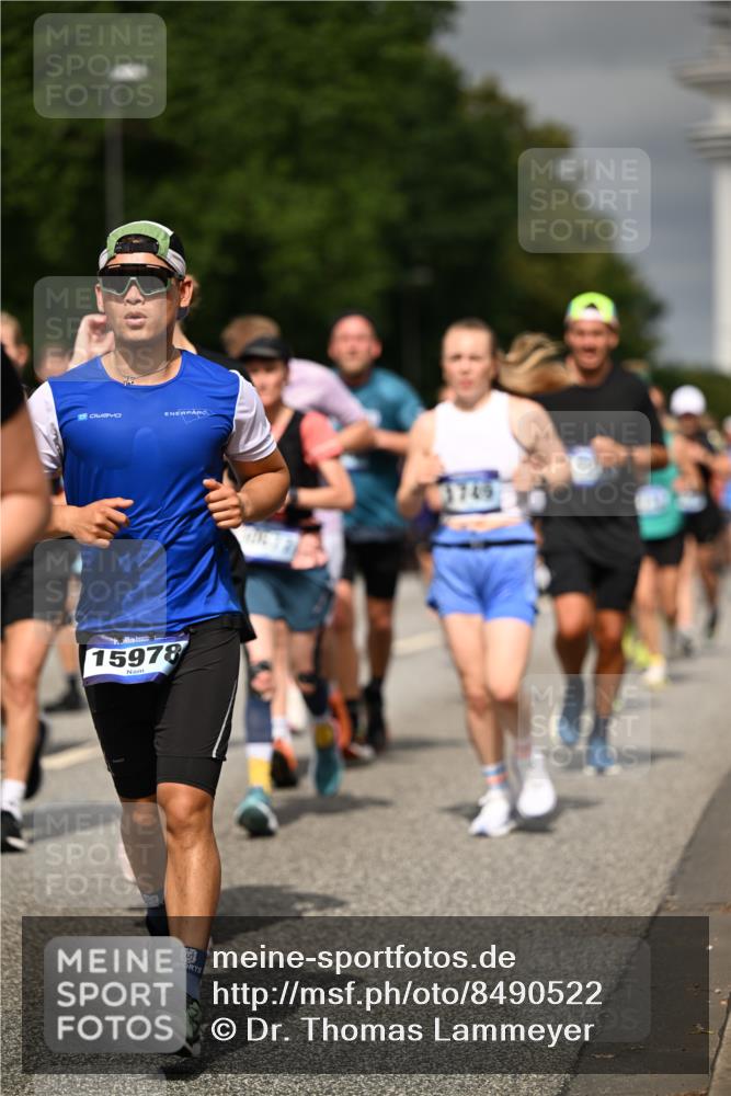29.06.2025 - hella hamburg halbmarathon Dr. Thomas Lammeyer http://msf.ph/oto/8490522 29.06.2025 10:21:52 Kennedybrücke 1015, 1156, 1204, 1274, 1458, 1554, 1622, 1749, 1795, 2094, 2147, 2259, 2548, 2931, 3138, 3292, 4218, 4852, 5002, 5004, 5294, 6254, 6336, 7011, 7094, 7258, 7641, 8144, 8351, 8433, 8607, 9400, 9798, 9848, 10509, 10677, 11275, 11372 meine-sportfotos.de