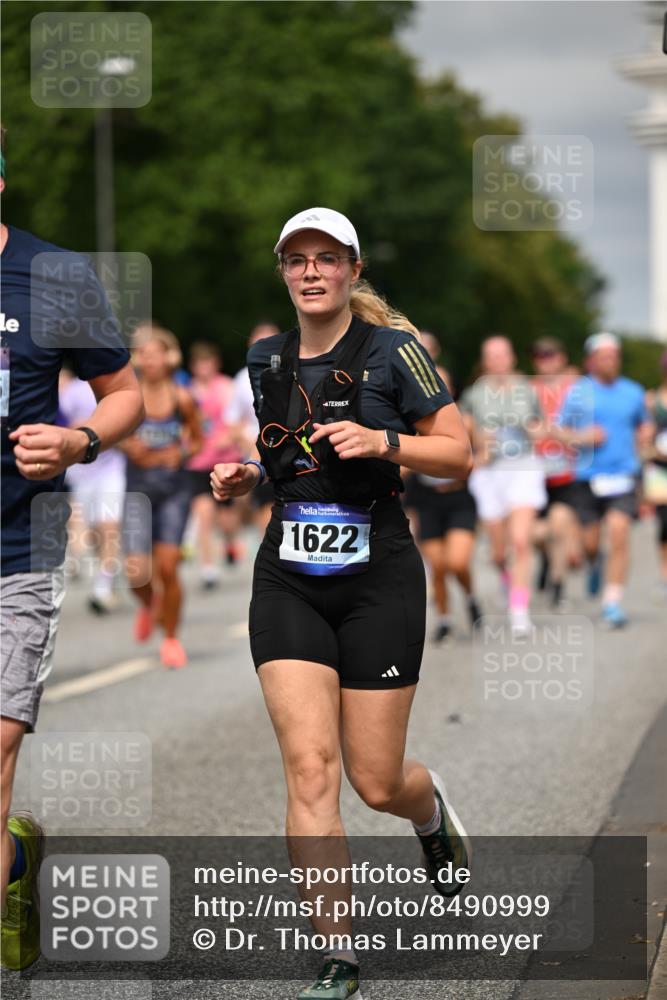 29.06.2025 - hella hamburg halbmarathon Dr. Thomas Lammeyer http://msf.ph/oto/8490999 29.06.2025 10:21:58 Kennedybrücke 1015, 1067, 1204, 1274, 1298, 1458, 1554, 1622, 1641, 1749, 1982, 2094, 2147, 2259, 2548, 2931, 3138, 3292, 3977, 4218, 4804, 5002, 5004, 5023, 5294, 6254, 6336, 7094, 7258, 7641, 8144, 8351, 8607, 9539, 9798, 10332, 10509, 10677, 10831, 11275, 11372 meine-sportfotos.de