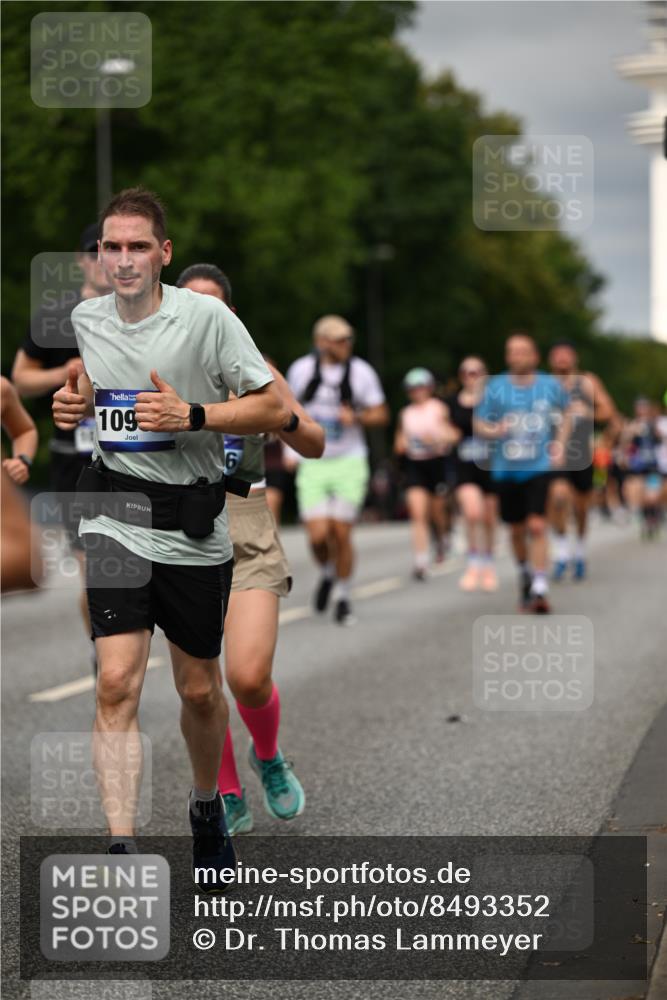 29.06.2025 - hella hamburg halbmarathon Dr. Thomas Lammeyer http://msf.ph/oto/8493352 29.06.2025 10:22:27 Kennedybrücke 1067, 1234, 1268, 1298, 1477, 1820, 2087, 2305, 2335, 2634, 2821, 3125, 3482, 4194, 4738, 5290, 5909, 6332, 7160, 7413, 7649, 7838, 7882, 7883, 8248, 8341, 9222, 9539, 9586, 9717, 9734, 9834, 9844, 10174, 10659, 10831, 10908, 10946, 11352 meine-sportfotos.de