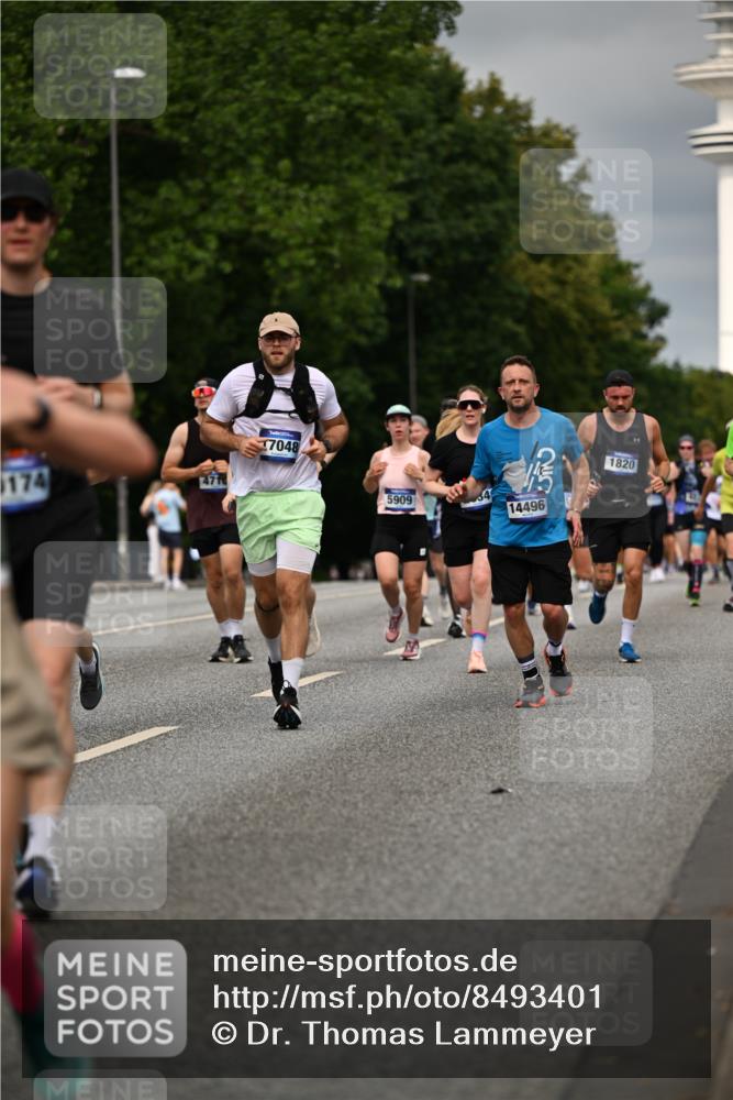 29.06.2025 - hella hamburg halbmarathon Dr. Thomas Lammeyer http://msf.ph/oto/8493401 29.06.2025 10:22:28 Kennedybrücke 1067, 1234, 1268, 1298, 1477, 1820, 2087, 2305, 2335, 2634, 2821, 3125, 3482, 4123, 4194, 4738, 5290, 5909, 6332, 7160, 7413, 7445, 7649, 7838, 7882, 7883, 8067, 8248, 8341, 9222, 9586, 9717, 9734, 9834, 9844, 10174, 10659, 10908, 10946, 11352 meine-sportfotos.de