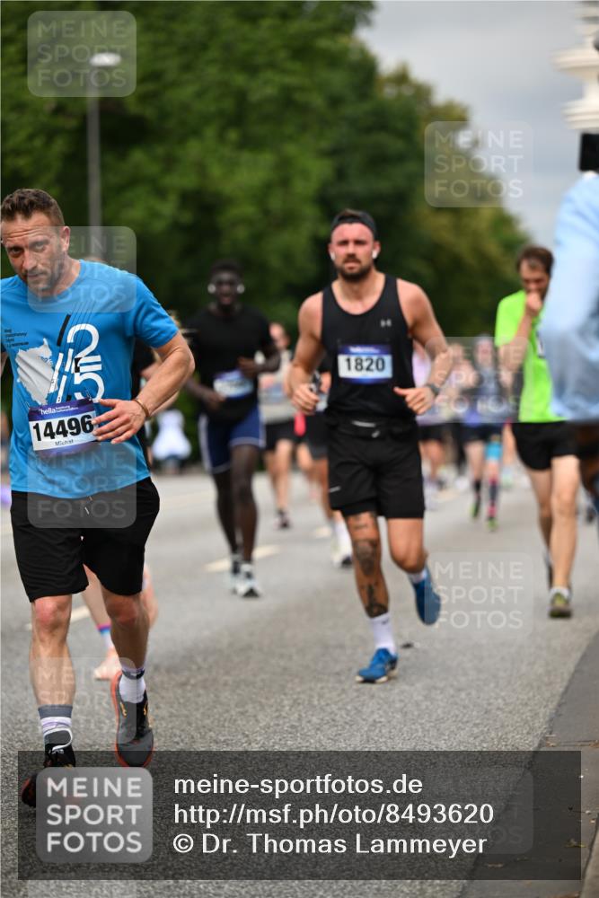 29.06.2025 - hella hamburg halbmarathon Dr. Thomas Lammeyer http://msf.ph/oto/8493620 29.06.2025 10:22:32 Kennedybrücke 1234, 1268, 1477, 1820, 2087, 2335, 2634, 2821, 3125, 3482, 4123, 4383, 4738, 5290, 5909, 6332, 7121, 7160, 7413, 7445, 7649, 7838, 7882, 7883, 8067, 8341, 9222, 9276, 9717, 9834, 9844, 10174, 10659, 10908, 10946, 11352 meine-sportfotos.de