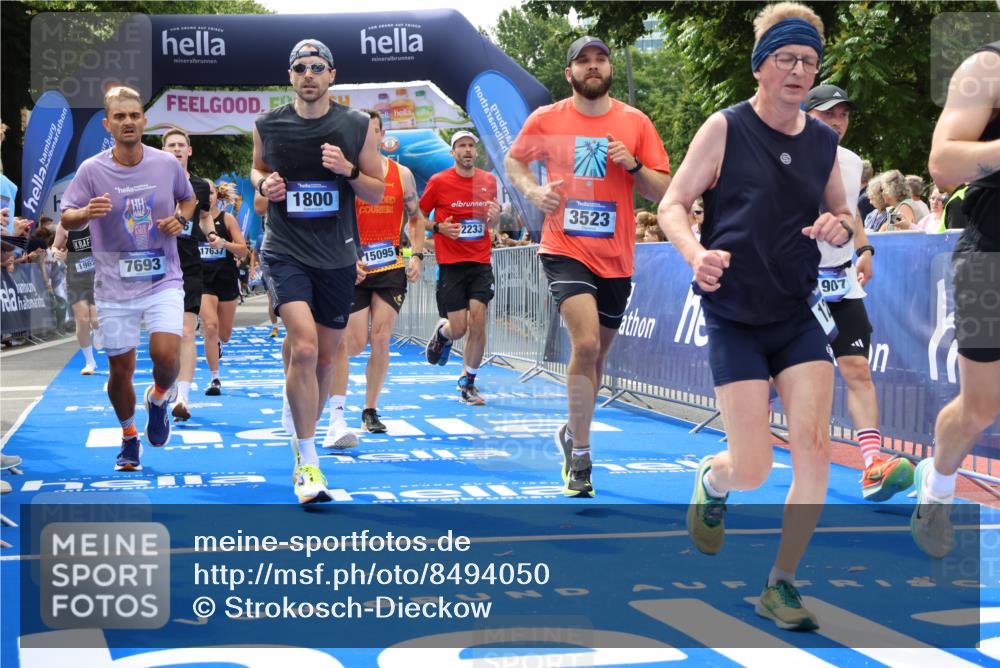 29.06.2025 - hella hamburg halbmarathon Strokosch-Dieckow http://msf.ph/oto/8494050 29.06.2025 10:42:25 Ziel 1209, 1256, 1312, 1353, 1800, 1962, 2233, 3523, 6639, 6770, 7116, 7448, 7693, 7734, 11907, 13446, 13746, 13807, 14226, 15095, 15175, 15270, 15623, 15654, 16281, 16295, 16333, 17016, 17637, 17733, 17911, 18330, 18680 meine-sportfotos.de