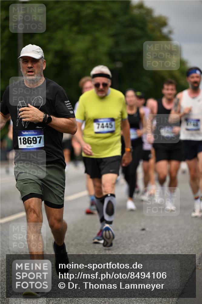 29.06.2025 - hella hamburg halbmarathon Dr. Thomas Lammeyer http://msf.ph/oto/8494106 29.06.2025 10:22:41 Kennedybrücke 1234, 1521, 1820, 2335, 2634, 2821, 3125, 3202, 4123, 4383, 5264, 5266, 5611, 5733, 5909, 5910, 6413, 7121, 7413, 7445, 7454, 7838, 8067, 8341, 8665, 9222, 9276, 9505, 9844, 10174, 10467, 10502, 10659, 10856, 11020 meine-sportfotos.de