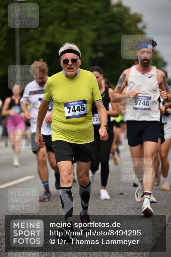 29.06.2025 - hella hamburg halbmarathon Dr. Thomas Lammeyer http://msf.ph/oto/8494295 29.06.2025 10:22:43 Kennedybrücke 1234, 1521, 1820, 2335, 2634, 2821, 3125, 3202, 3591, 4123, 4383, 5049, 5264, 5266, 5611, 5733, 5909, 5910, 6413, 7121, 7214, 7413, 7445, 7454, 8067, 8341, 8665, 9222, 9276, 9505, 10467, 10502, 10659, 10856, 11020 meine-sportfotos.de
