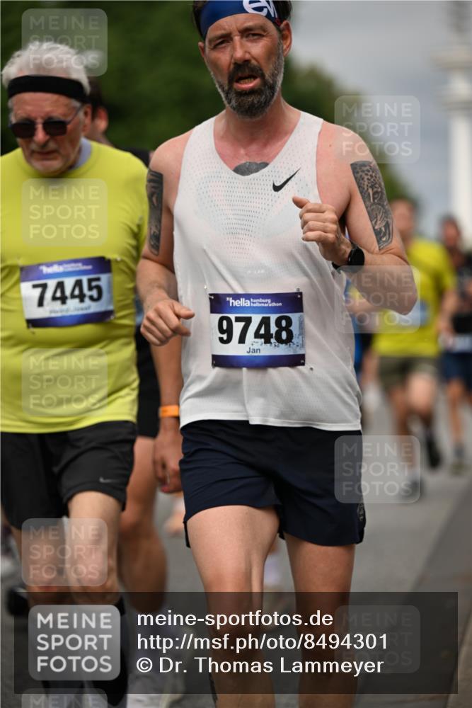 29.06.2025 - hella hamburg halbmarathon Dr. Thomas Lammeyer http://msf.ph/oto/8494301 29.06.2025 10:22:45 Kennedybrücke 1234, 1521, 1820, 2335, 2821, 3125, 3202, 3321, 3591, 3592, 4123, 4383, 5049, 5264, 5266, 5611, 5733, 5909, 5910, 6413, 7121, 7214, 7445, 7454, 8067, 8341, 8665, 8799, 9222, 9276, 9505, 9549, 9658, 10172, 10467, 10502, 10659, 10856, 11020 meine-sportfotos.de
