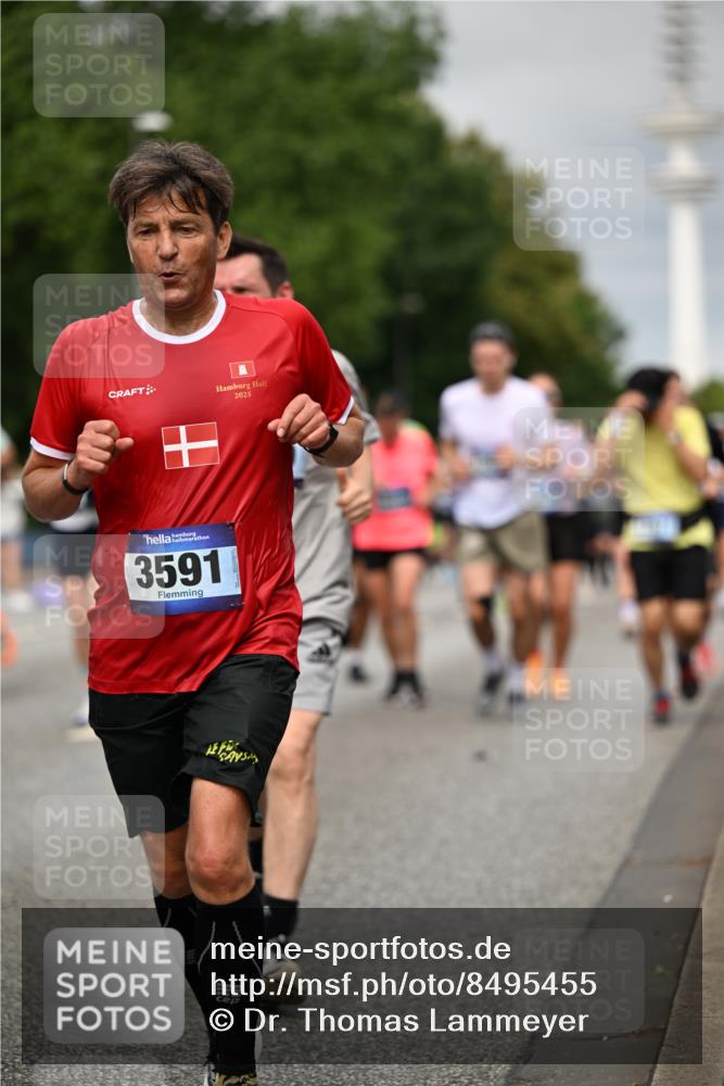 29.06.2025 - hella hamburg halbmarathon Dr. Thomas Lammeyer http://msf.ph/oto/8495455 29.06.2025 10:23:02 Kennedybrücke 1349, 1521, 2096, 2311, 2781, 3026, 3202, 3321, 3529, 3591, 3592, 4718, 4845, 5049, 5264, 5266, 5323, 5611, 5733, 5910, 6194, 6413, 6477, 6482, 7051, 7121, 7214, 7454, 7566, 7844, 8665, 8799, 9505, 9549, 9652, 9658, 9756, 9757, 9964, 10037, 10172, 10467, 10502, 10687, 10816, 10856, 11020 meine-sportfotos.de