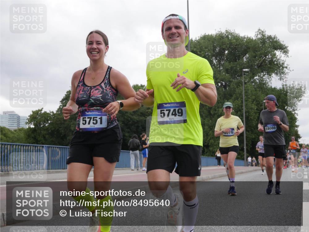 29.06.2025 - hella hamburg halbmarathon Luisa Fischer http://msf.ph/oto/8495640 29.06.2025 10:53:54 Kennedybrücke 5751, 5749, 5876, 18086, 1487, 1511, 2047, 4695, 7133, 7161, 7677, 8833, 9096 meine-sportfotos.de
