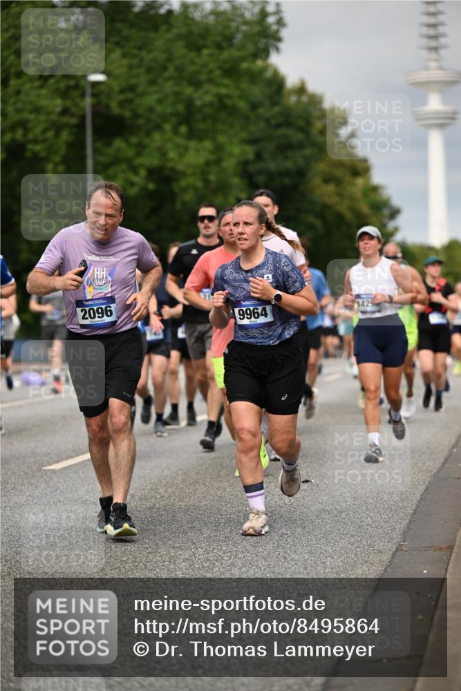29.06.2025 - hella hamburg halbmarathon Dr. Thomas Lammeyer http://msf.ph/oto/8495864 29.06.2025 10:23:07 Kennedybrücke 1349, 1521, 1718, 2096, 2311, 2781, 3026, 3321, 3529, 3591, 3592, 4718, 4845, 5034, 5049, 5098, 5264, 5266, 5323, 5910, 6194, 6413, 6477, 6482, 7051, 7214, 7252, 7454, 7566, 7844, 8575, 8799, 9549, 9652, 9658, 9756, 9757, 9964, 10037, 10172, 10687, 10816, 11081 meine-sportfotos.de