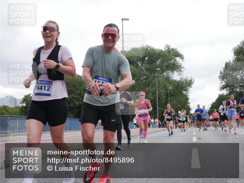 29.06.2025 - hella hamburg halbmarathon Luisa Fischer http://msf.ph/oto/8495896 29.06.2025 10:54:11 Kennedybrücke 16412, 107, 90, 8961, 11052, 13143, 3647, 4848, 5530, 6178, 7141, 8986, 9605 meine-sportfotos.de
