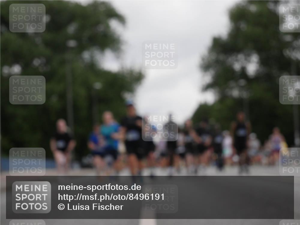 29.06.2025 - hella hamburg halbmarathon Luisa Fischer http://msf.ph/oto/8496191 29.06.2025 10:54:36 Kennedybrücke 1930, 2380, 3838, 4771, 7012, 7769, 7938, 9166, 9167, 9933 meine-sportfotos.de
