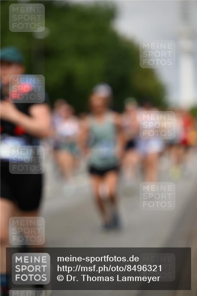 29.06.2025 - hella hamburg halbmarathon Dr. Thomas Lammeyer http://msf.ph/oto/8496321 29.06.2025 10:23:14 Kennedybrücke 1325, 1349, 1718, 1755, 2017, 2096, 2311, 2589, 2781, 2895, 3026, 3105, 3118, 3321, 3529, 3592, 4718, 4722, 4845, 5034, 5098, 5323, 6194, 6270, 6477, 6482, 7051, 7252, 7566, 7844, 8575, 8799, 9252, 9549, 9652, 9658, 9756, 9757, 9964, 10037, 10172, 10687, 10816, 11081 meine-sportfotos.de