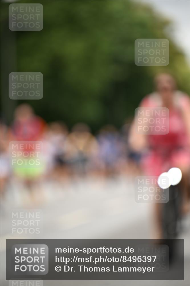 29.06.2025 - hella hamburg halbmarathon Dr. Thomas Lammeyer http://msf.ph/oto/8496397 29.06.2025 11:08:09 Kennedybrücke 1861, 3382, 3978, 3979, 4537, 5207, 5247, 5515, 5644, 5687, 5771, 5855, 5962, 6658, 6863, 6972, 7242, 7292, 8835, 8934, 8935, 8949, 8974, 9098, 9176, 9773, 9821, 10364, 10542, 10688, 10692, 10910, 11095 meine-sportfotos.de