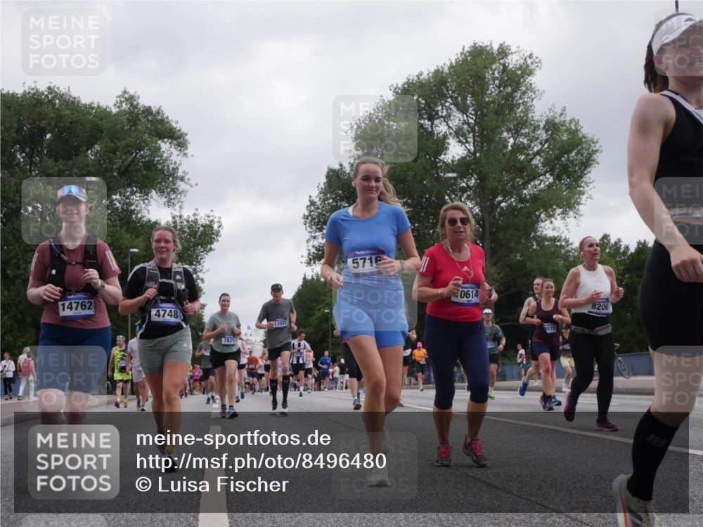29.06.2025 - hella hamburg halbmarathon Luisa Fischer http://msf.ph/oto/8496480 29.06.2025 10:55:01 Kennedybrücke 14762, 4748, 7825, 13522, 5716, 0614, 8078, 8200, 1203, 1404, 2736, 3038, 5062, 5716, 6091, 6954, 7770, 7771, 7825, 7992, 8200, 8621, 10614, 10673 meine-sportfotos.de