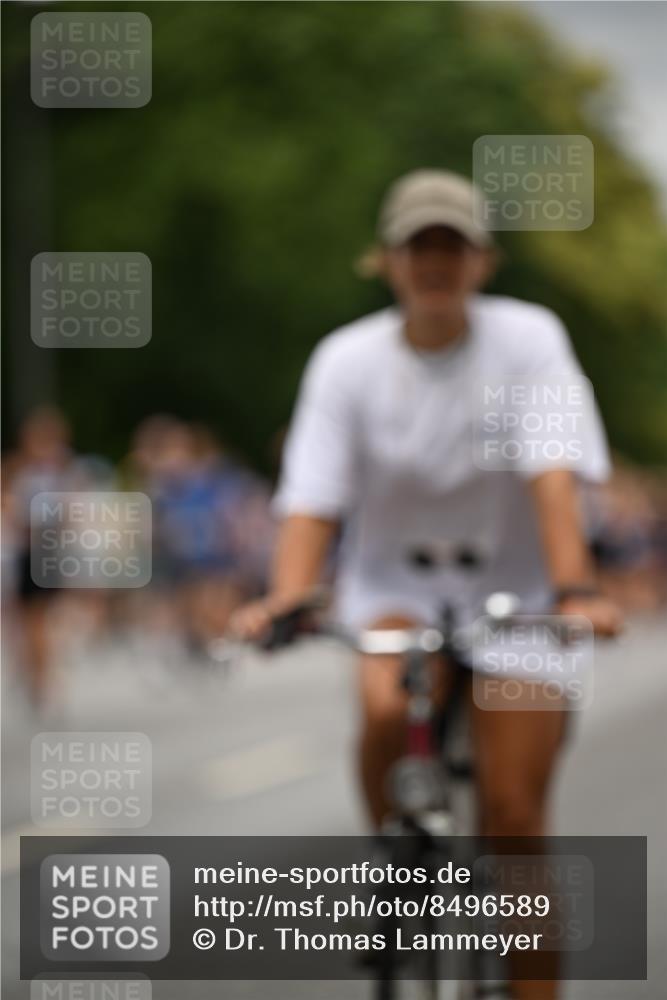 29.06.2025 - hella hamburg halbmarathon Dr. Thomas Lammeyer http://msf.ph/oto/8496589 29.06.2025 11:08:13 Kennedybrücke 1861, 3382, 3978, 3979, 4537, 4669, 5247, 5626, 5644, 5687, 5771, 5962, 6233, 6658, 6863, 6972, 7242, 8278, 8337, 8835, 8934, 8935, 8949, 8974, 9088, 9098, 9176, 9773, 9821, 10364, 10542, 10688, 10692, 10910, 11095 meine-sportfotos.de