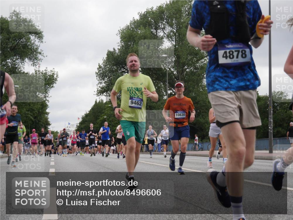 29.06.2025 - hella hamburg halbmarathon Luisa Fischer http://msf.ph/oto/8496606 29.06.2025 10:55:13 Kennedybrücke 578, 9462, 10830, 4878, 1418, 1997, 3934, 4878, 5394, 5534, 6456, 7841, 8040, 9460, 9462, 9590, 10830 meine-sportfotos.de