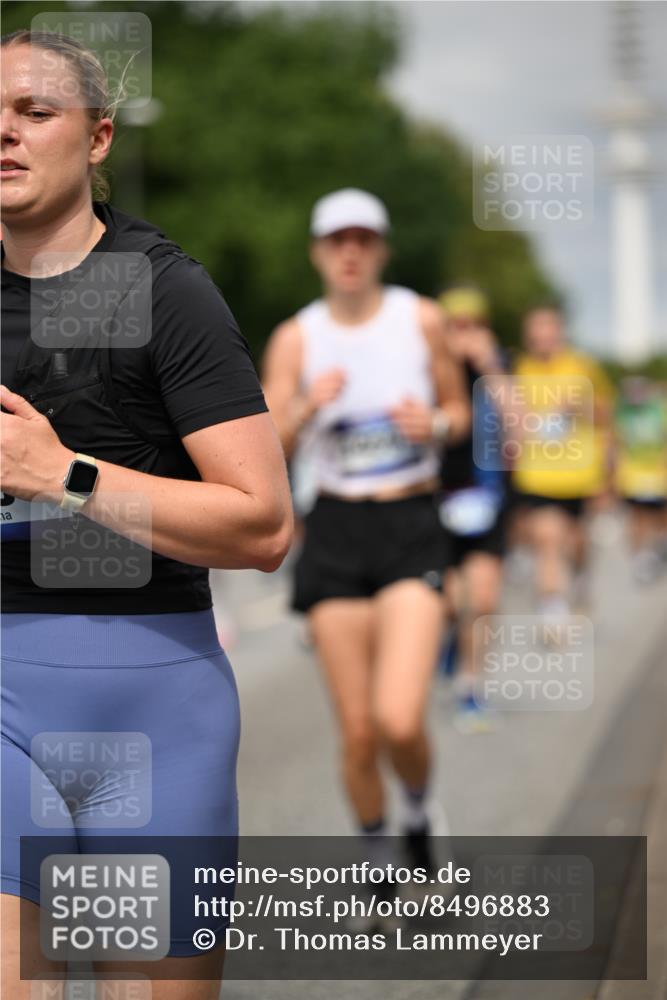 29.06.2025 - hella hamburg halbmarathon Dr. Thomas Lammeyer http://msf.ph/oto/8496883 29.06.2025 10:23:28 Kennedybrücke 1159, 1160, 1325, 1332, 1708, 1718, 1755, 2017, 2311, 2589, 2703, 2781, 2812, 2895, 3105, 3118, 3529, 4108, 4110, 4722, 5034, 5080, 5098, 5323, 5449, 6249, 6270, 6542, 6736, 7051, 7143, 7252, 7566, 7844, 8575, 8761, 9252, 9270, 9272, 9652, 9856, 10124, 10129, 10540, 11081 meine-sportfotos.de