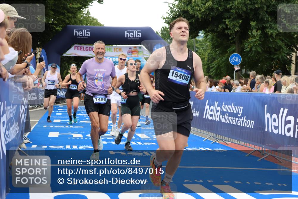 29.06.2025 - hella hamburg halbmarathon Strokosch-Dieckow http://msf.ph/oto/8497015 29.06.2025 10:54:42 Ziel 1125, 1496, 2029, 2561, 3310, 4231, 6587, 7478, 8449, 9012, 9227, 10040, 10044, 10368, 10376, 12186, 12489, 13147, 14239, 15389, 15408, 15584, 17231, 17765, 19000 meine-sportfotos.de
