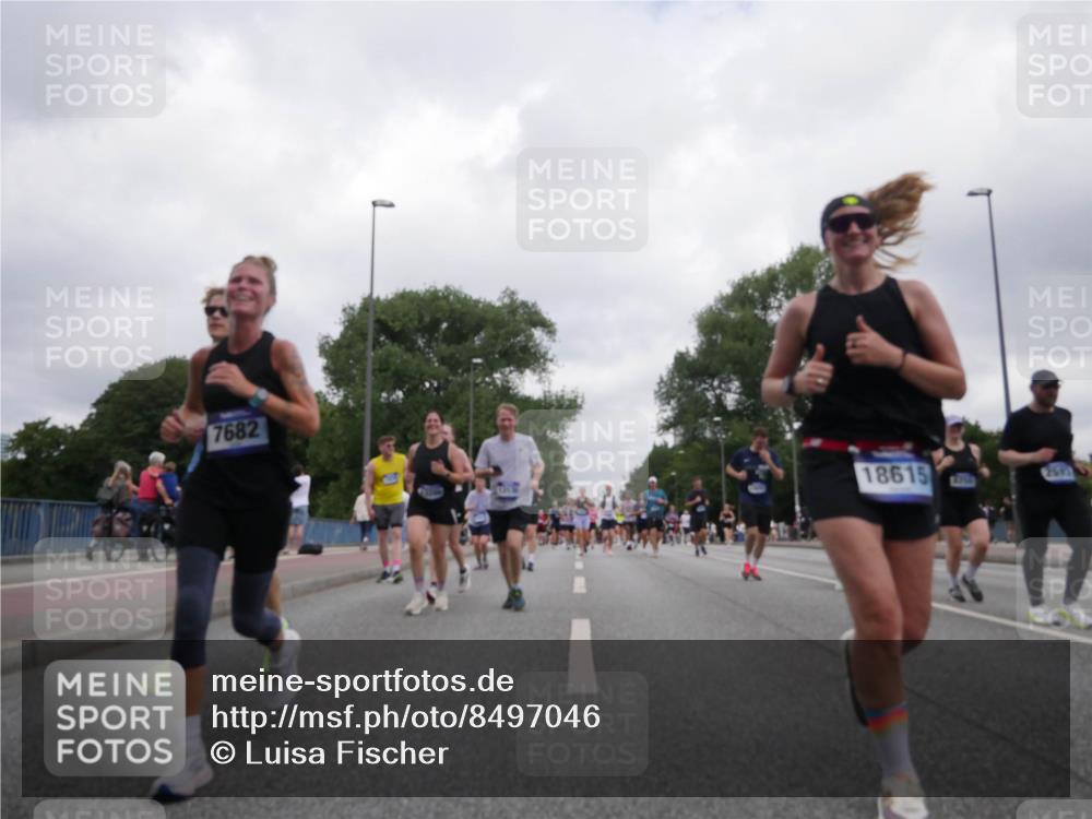 29.06.2025 - hella hamburg halbmarathon Luisa Fischer http://msf.ph/oto/8497046 29.06.2025 10:55:55 Kennedybrücke 7682, 18615, 2541, 2308, 2593, 3787, 7682, 8250, 8251, 10600, 10634, 10693, 10884 meine-sportfotos.de