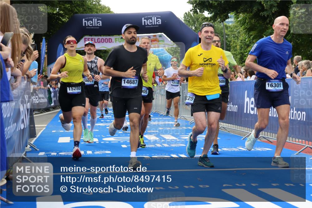 29.06.2025 - hella hamburg halbmarathon Strokosch-Dieckow http://msf.ph/oto/8497415 29.06.2025 10:44:13 Ziel 1220, 1413, 1415, 3021, 4999, 5231, 5275, 5884, 7005, 8722, 9444, 9633, 10193, 10930, 12159, 12528, 14686, 14687, 15225, 15280, 16301, 16316, 16547, 16648, 16893, 17748, 18691 meine-sportfotos.de