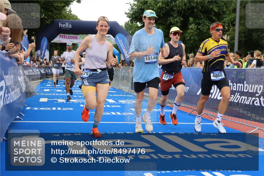 29.06.2025 - hella hamburg halbmarathon Strokosch-Dieckow http://msf.ph/oto/8497476 29.06.2025 10:54:29 Ziel 1442, 2474, 3426, 3794, 4635, 4868, 5259, 6511, 7129, 8772, 8798, 9012, 10040, 10368, 10376, 11009, 11797, 11799, 12321, 12362, 12607, 15146, 16327, 19067 meine-sportfotos.de