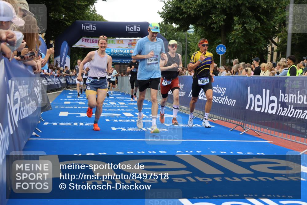29.06.2025 - hella hamburg halbmarathon Strokosch-Dieckow http://msf.ph/oto/8497518 29.06.2025 10:54:28 Ziel 1442, 2474, 3426, 3794, 4635, 4868, 5259, 6511, 6512, 7129, 8772, 8798, 10040, 10368, 10376, 11009, 11797, 11799, 12321, 12362, 12607, 15146, 16327, 19067 meine-sportfotos.de