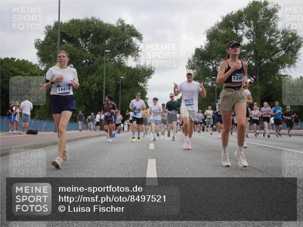 29.06.2025 - hella hamburg halbmarathon Luisa Fischer http://msf.ph/oto/8497521 29.06.2025 10:56:44 Kennedybrücke 14419, 13326, 6041, 12082, 17012, 1348, 1753, 2291, 5562, 6041, 6044, 7611, 7890, 8212, 8414, 8515, 9103, 9545 meine-sportfotos.de