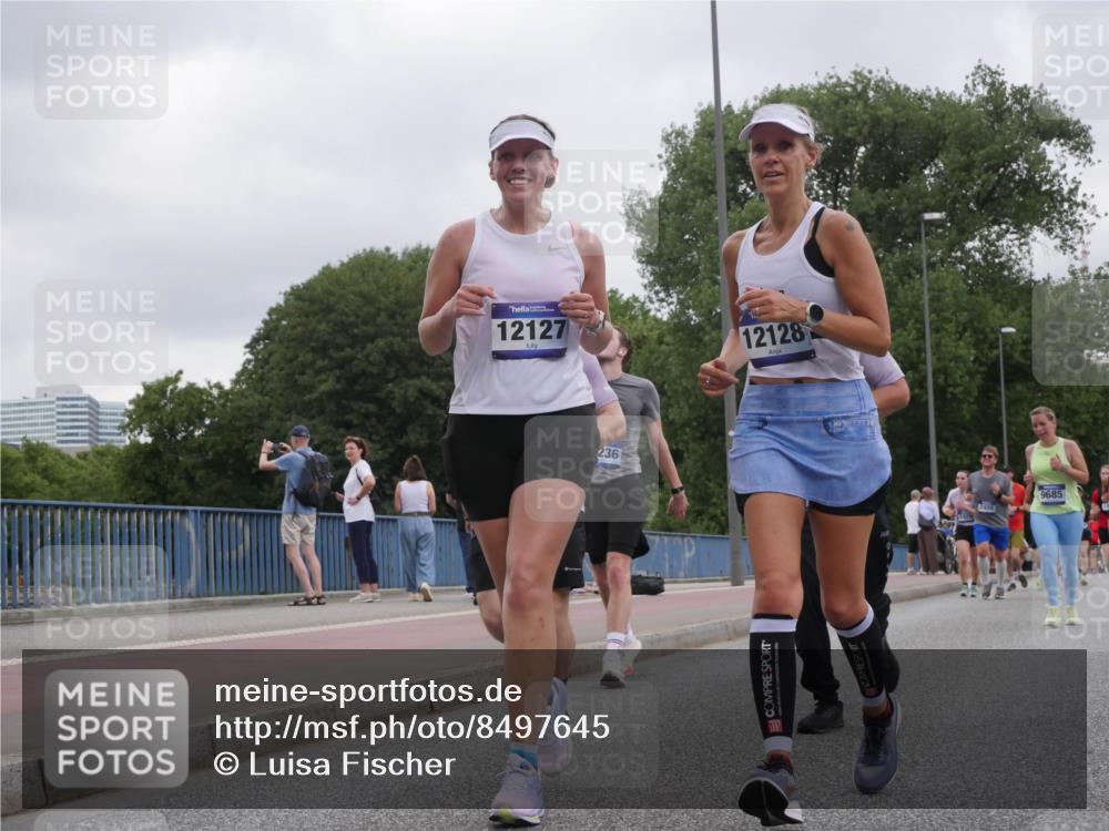 29.06.2025 - hella hamburg halbmarathon Luisa Fischer http://msf.ph/oto/8497645 29.06.2025 10:56:54 Kennedybrücke 12127, 12128, 236, 2409, 9685, 3226, 4591, 5562, 6913, 7068, 7611, 7876, 8212, 8906, 9103, 9545, 9685 meine-sportfotos.de